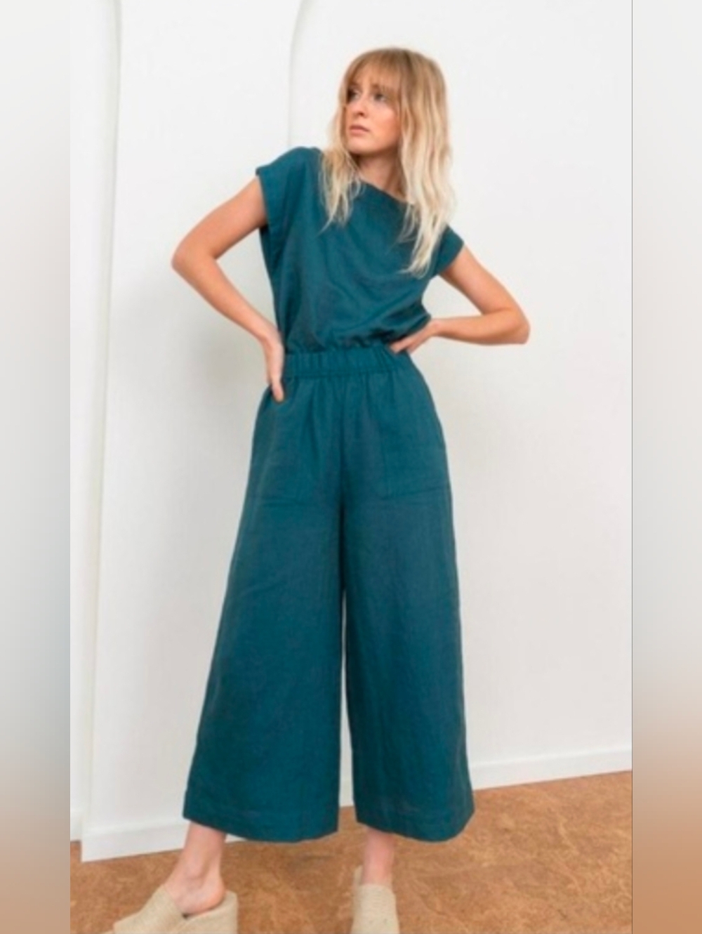 Tribe Alive • Laude The Label Linen Crop Pants